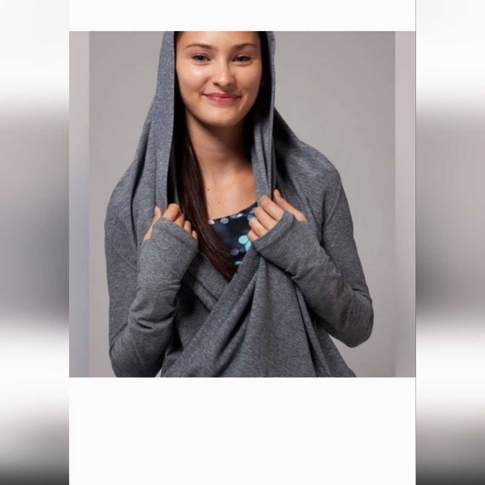 Ivivva Lululemon Girl's Size 10 Sweater Top Four Way Heathered Cropped